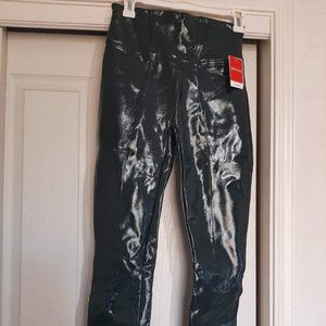 NWT SPANX FAUX LEATHER LEGGING PANTS